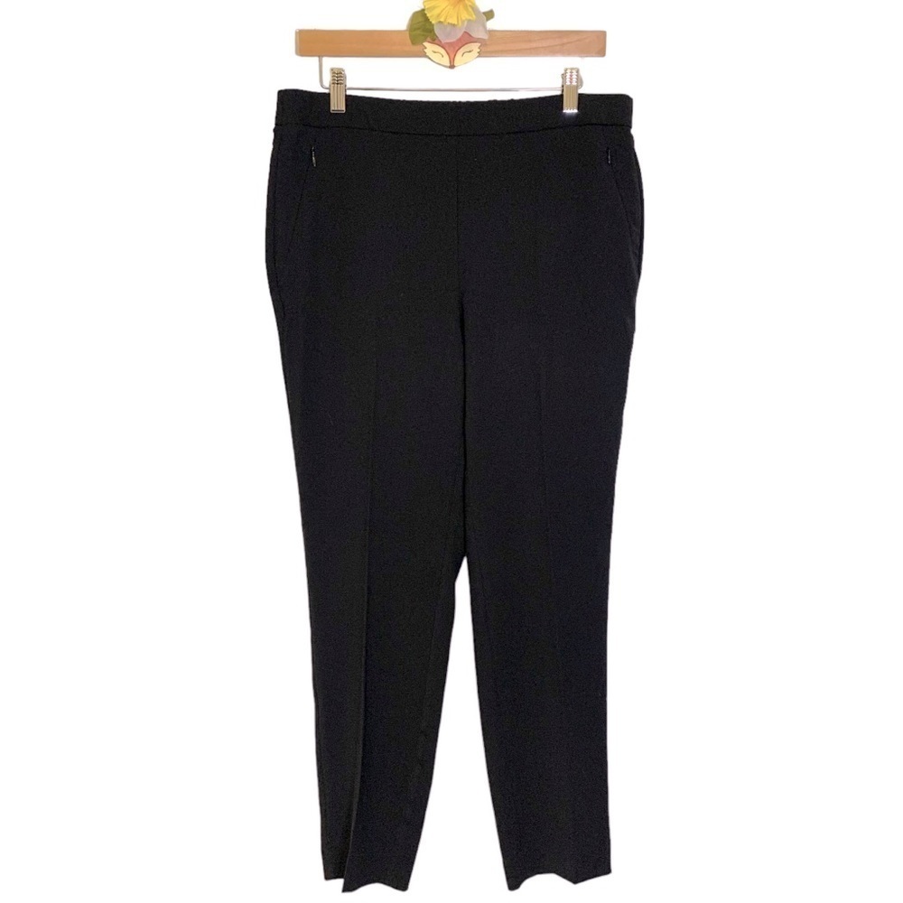 Chico’s dress pants black pull on banded waist slim leg size 0.5 (US size 6)